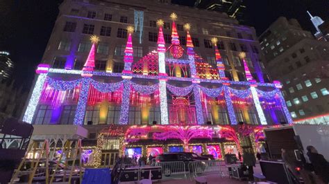 Saks Fifth Avenue has canceled its annual holiday light show